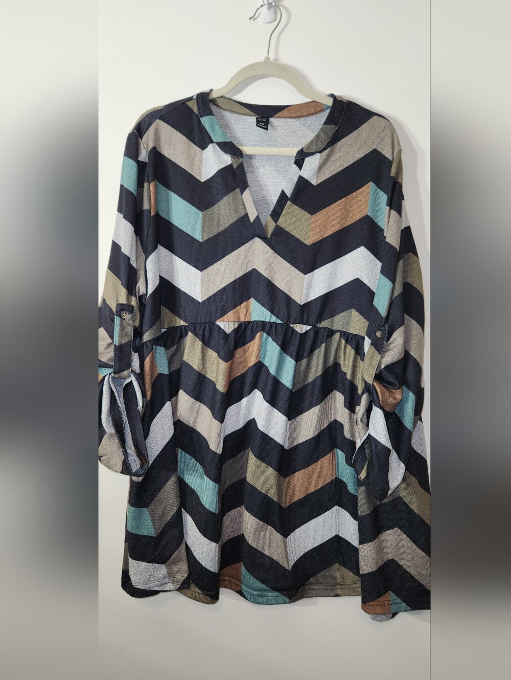 Women’s Chevron V-Neck Tunic Top in Black, Teal & Brown Emery Rose 4XL